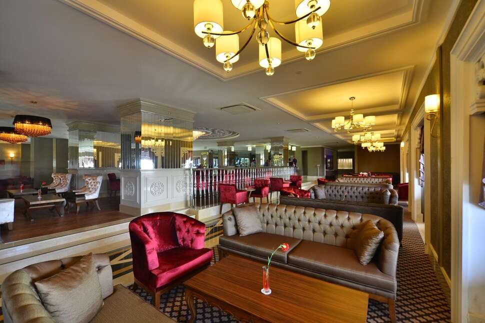 Een foto van het interieur van Hotel Side Crown Serenity