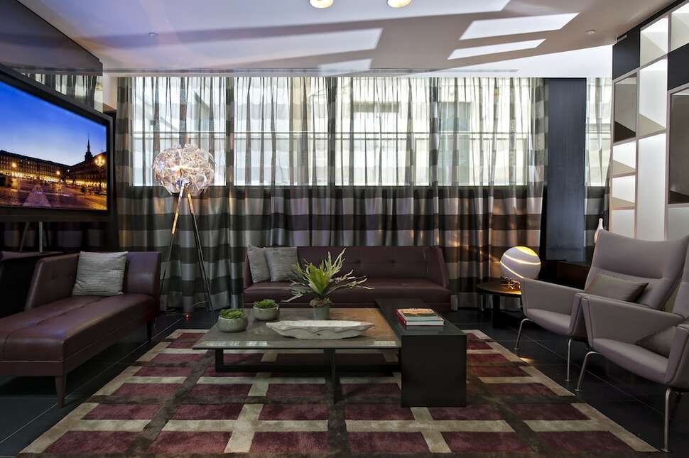Een foto van het interieur van Eurostars Plaza Mayor
