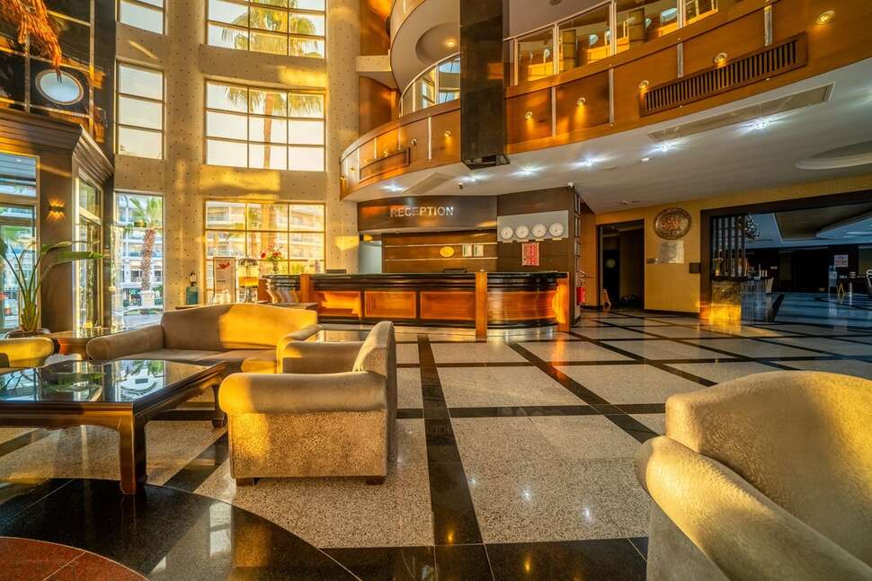 Een foto van Grand Pasa Hotel