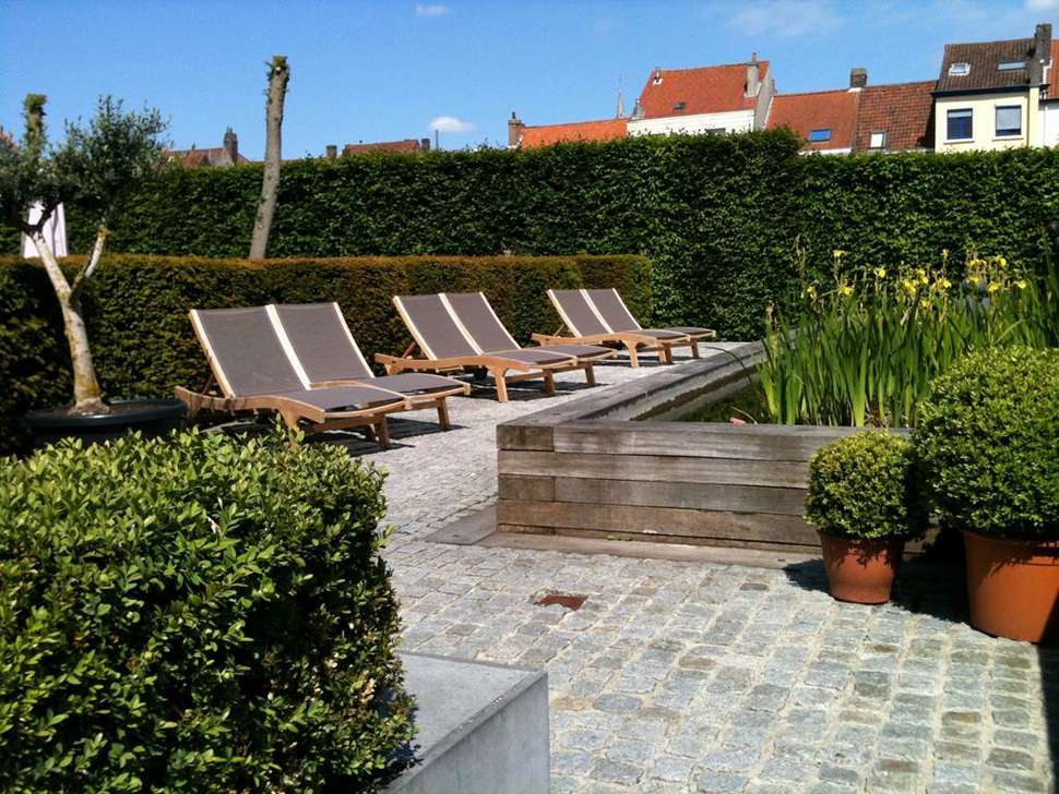 Een foto van het terras bij Hotel Montanus