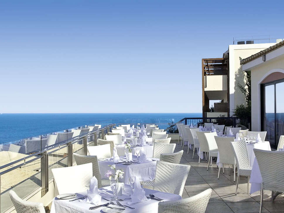 Een foto van Apostolata Island Resort & Spa