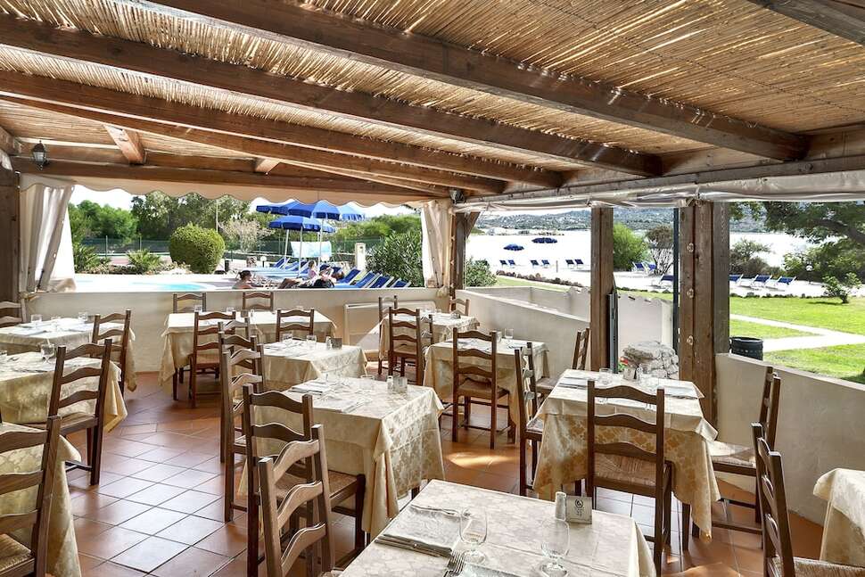 Ein Foto Colonna Hotel Du Golf