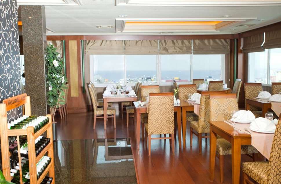 Ein Foto Oran Hotel