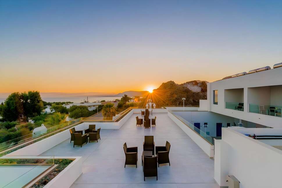 Een foto van het terras bij Eagles Nest Hotel