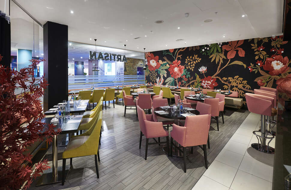 Een foto van Novotel London West