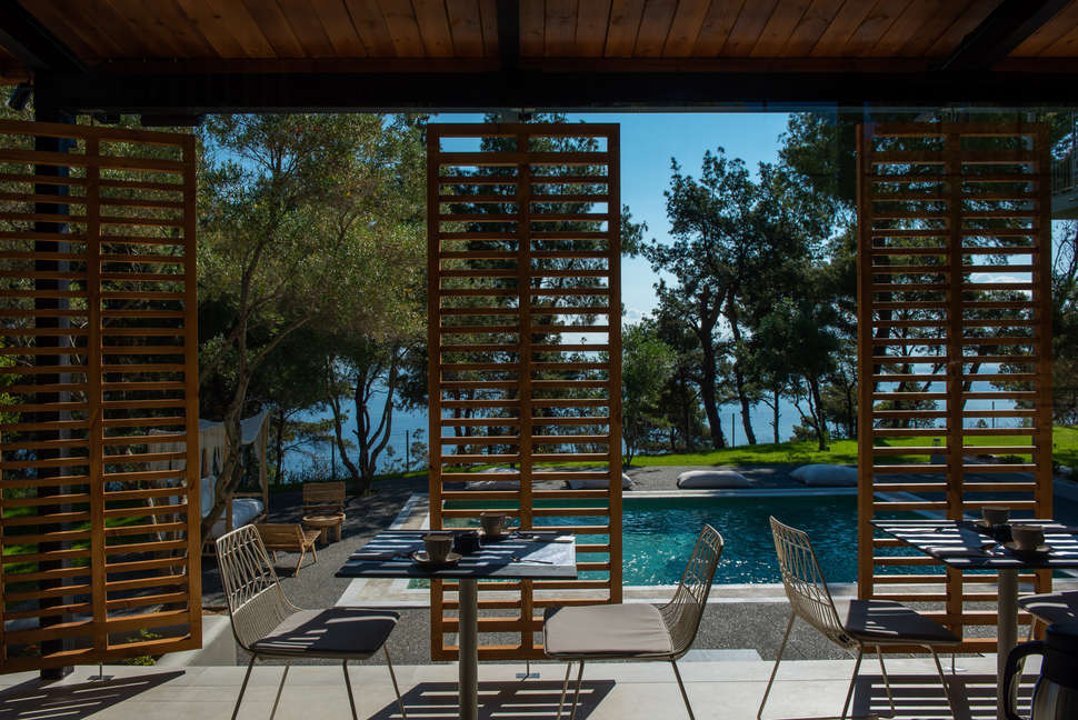 Ein Foto von der Terrasse im Elies 33 Bio Retreat