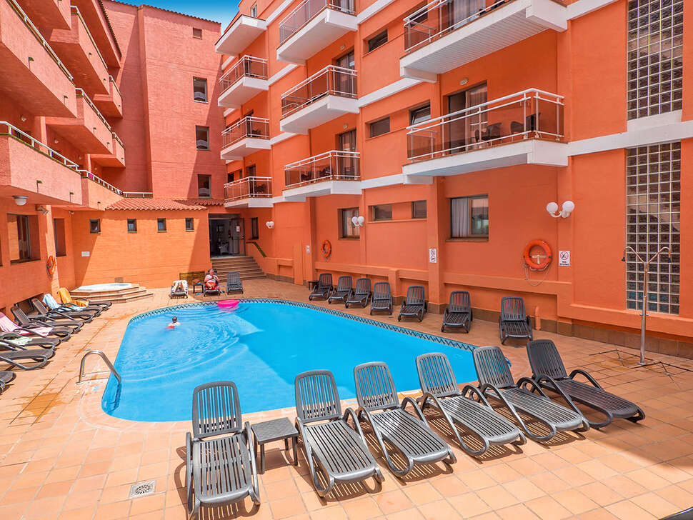 Een foto van Hotel Tossa Beach