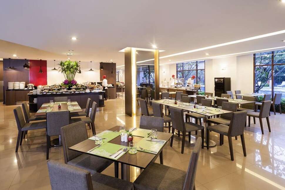 Ein Foto Ibis Bangkok Riverside