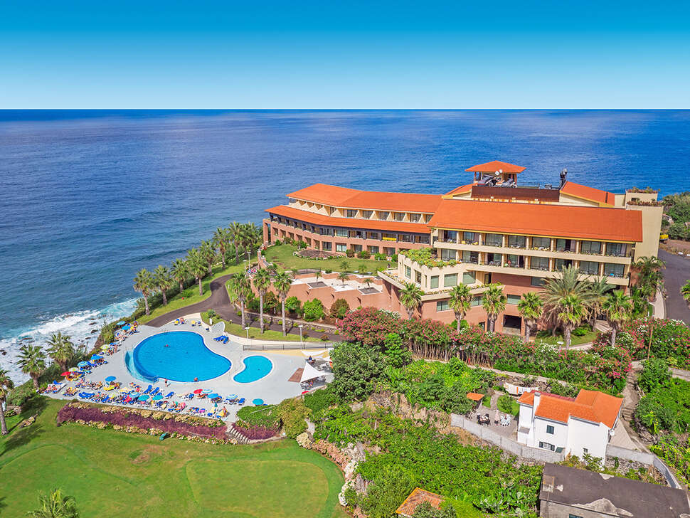 Een foto van het zwembad bij Monte Mar Palace Hotel