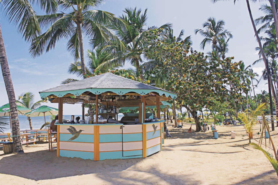Een foto van het strand bij Hotel Playa Colibri