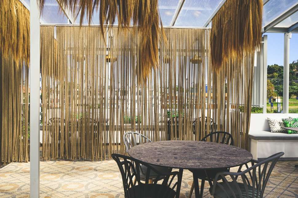 Een foto van het terras bij Meandros Boutique & Spa