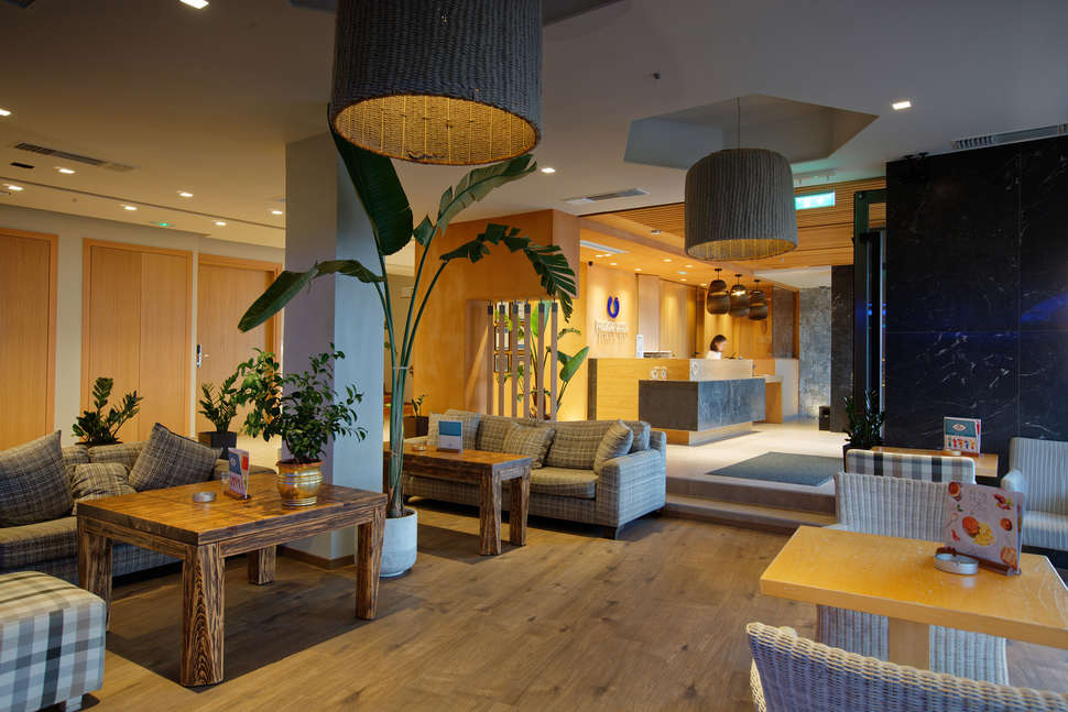 Een foto van het interieur van Palmera Beach Hotel & Spa