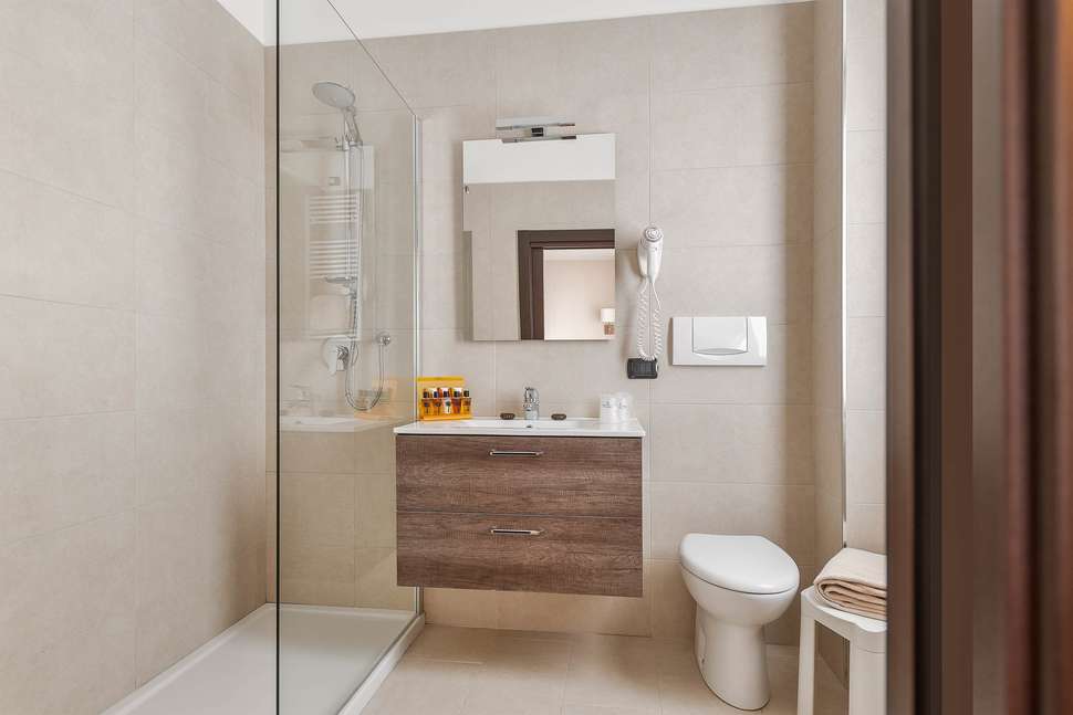 Ein Foto Hotel Ariston Milano
