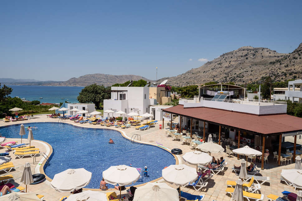 Een foto van Matina Pefkos Aparthotel