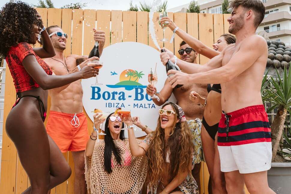 Een foto van Bora-Bora Ibiza Malta