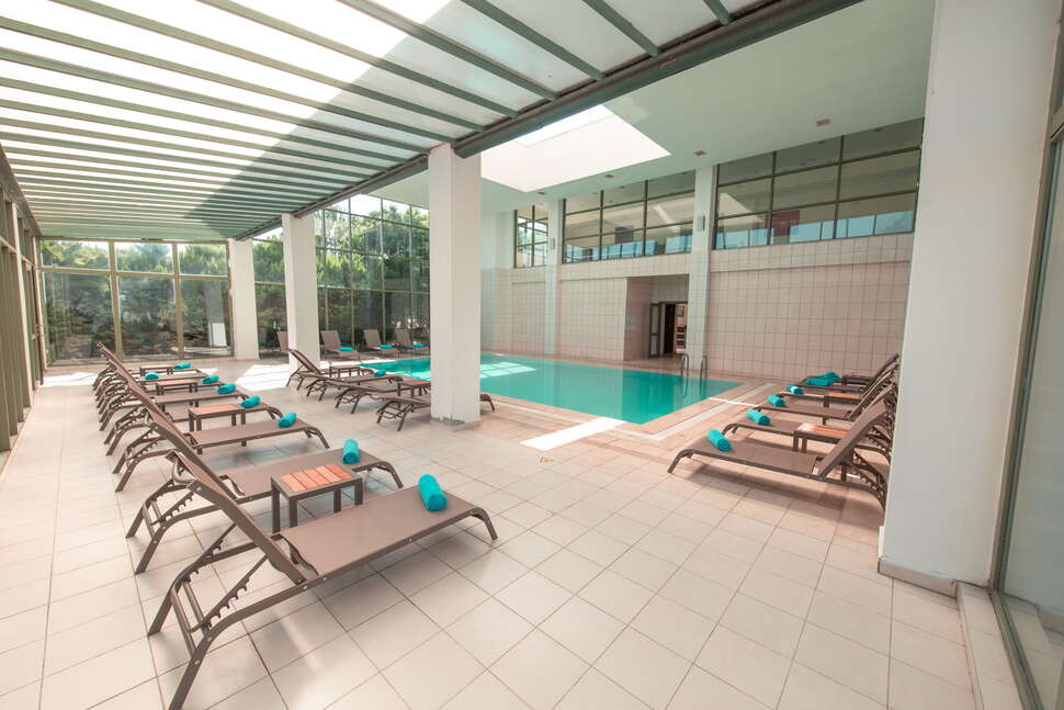 Een foto van het zwembad bij Anadolu Hotels Didim Club