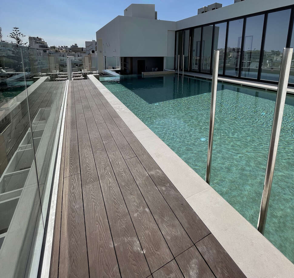 Ein Foto Ethereal White Resort