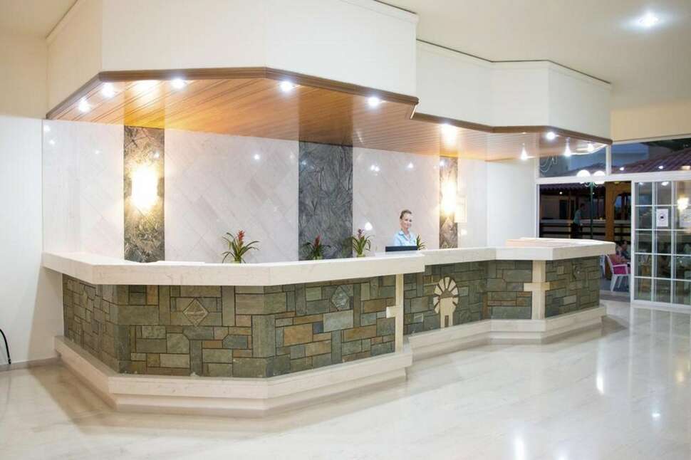 Een foto van het interieur van Marathon Hotel