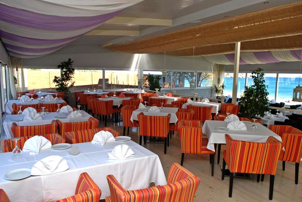 Een foto van de faciliteiten bij Sacallis Inn Beach Hotel