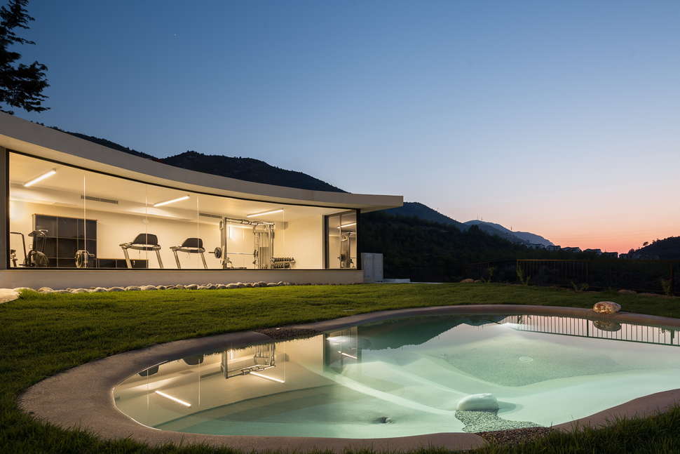 Een foto van het zwembad bij Gillham Vineyard Hotel