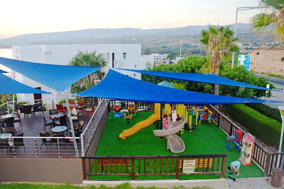 Een foto van Theo Sunset Bay Hotel