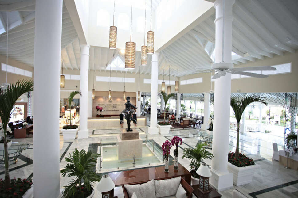 Een foto van het interieur van Luxury Bahia Principe Bouganville