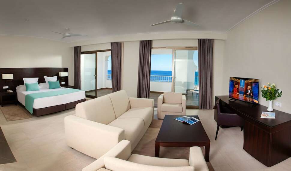 Ein Foto Barcelo Concorde Green Park Palace
