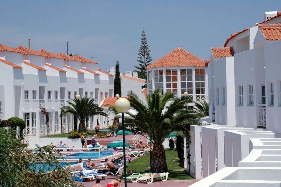 Ein Foto vom Pool im Apartments Ouratlantico