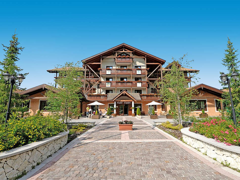 Ein Foto Golf Hotel Folgaria