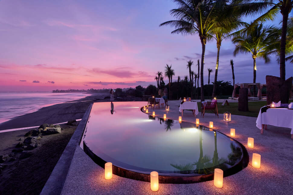 Een foto van The Royal Purnama