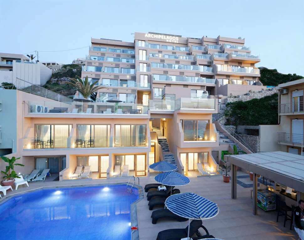 Een foto van het zwembad bij Hotel Archipelagos