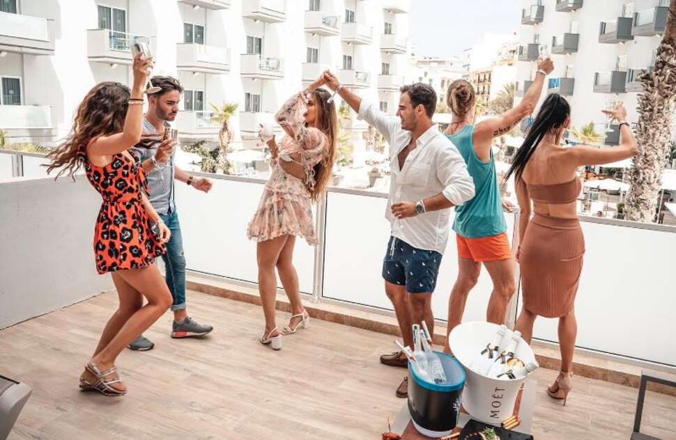 Een foto van Bora-Bora Ibiza Malta