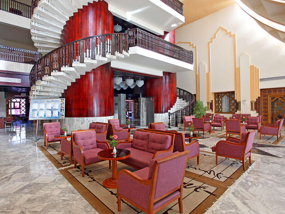 Een foto van het interieur van El Mouradi Port El Kantaoui