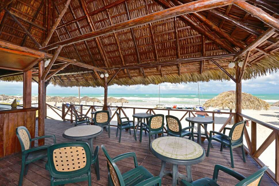 Ein Foto von der Terrasse im Iberostar Tainos