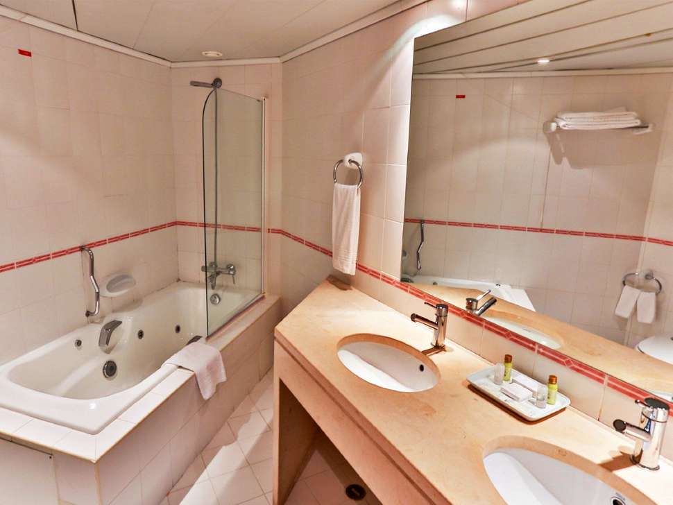Een foto van Tryp by Wyndham Lisboa Caparica Mar Hotel