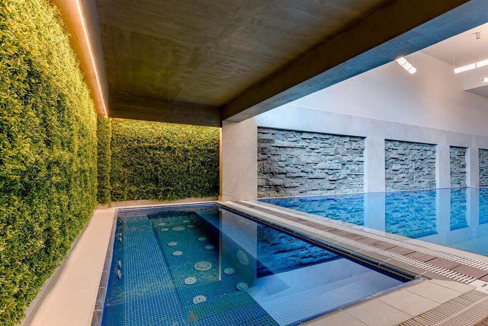 Een foto van Ramada by Wyndham Tbilisi Old City