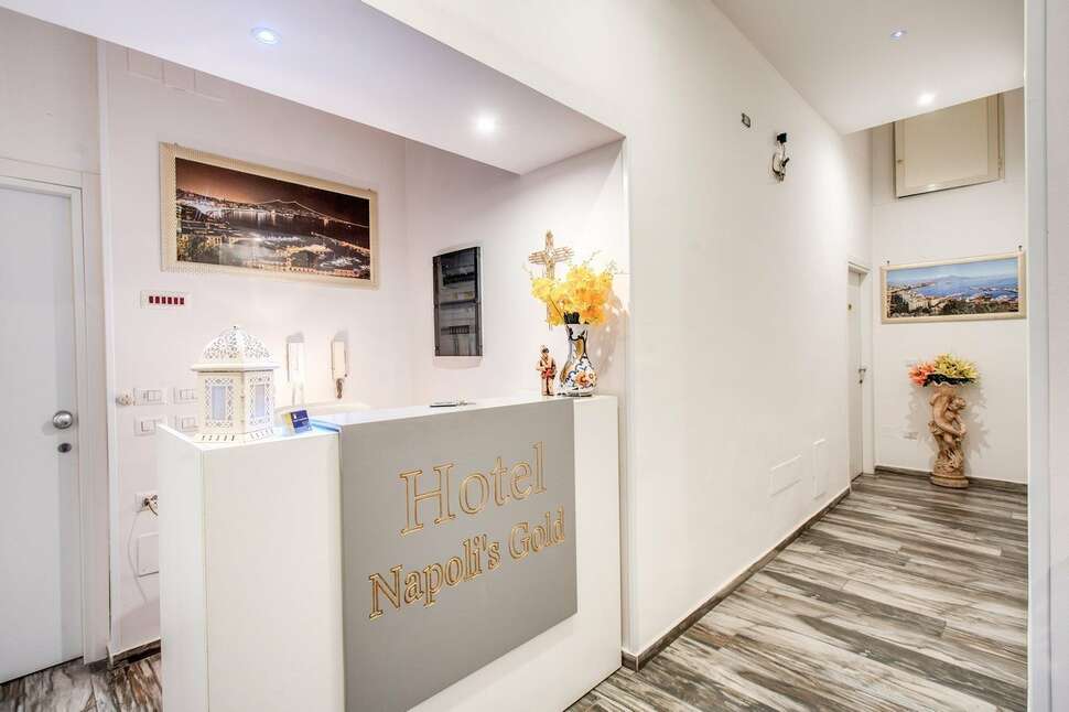 Een foto van Napoli's Gold Hotel