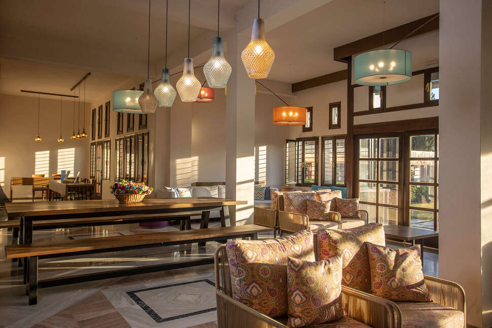 Een foto van het interieur van Simantro Resort