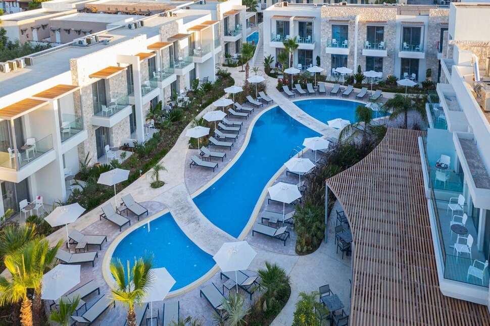 Een foto van het zwembad bij Oneiro Boutique Hotel