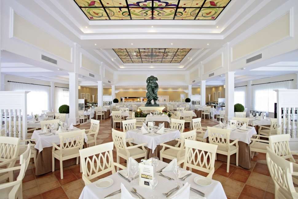 Een foto van Grand Bahia Principe Aquamarine
