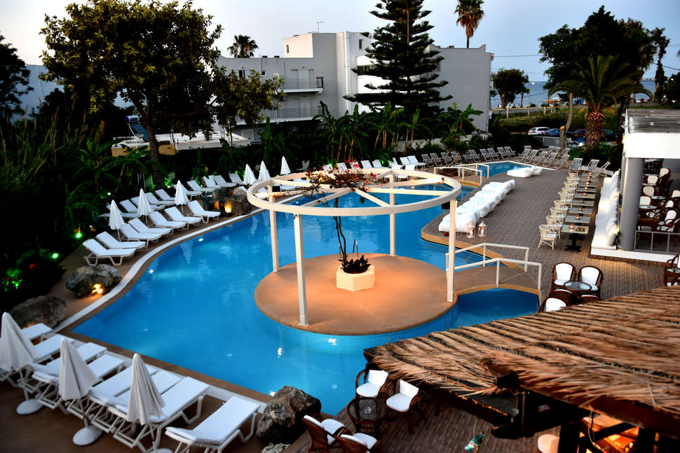 Ein Foto vom Pool im Palm Beach Hotel Kos