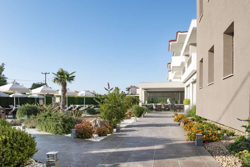 Een foto van het terras bij Lagaria Hotel & Appartementen