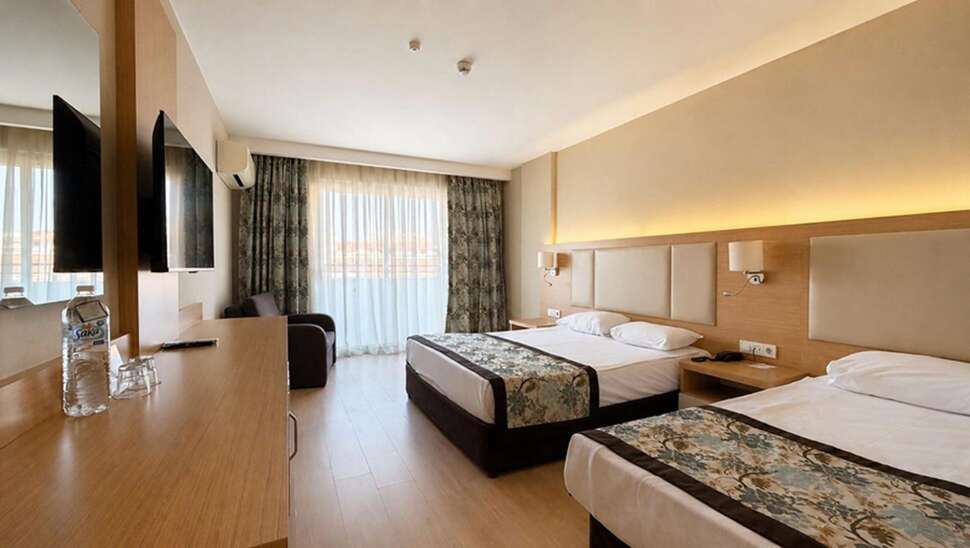 Een foto van Blue Wave Suite Hotel