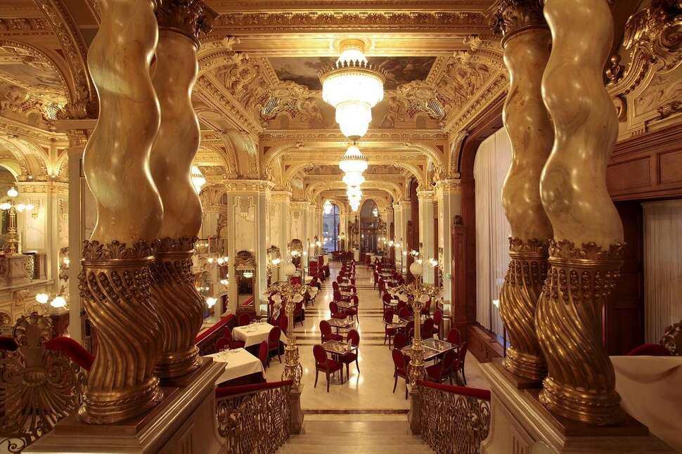 Ein Foto von den Einrichtungen im Anantara New York Palace Budapest