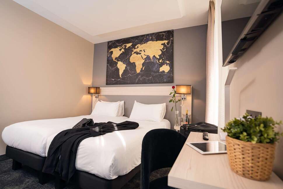 Ein Foto Hotel Univers