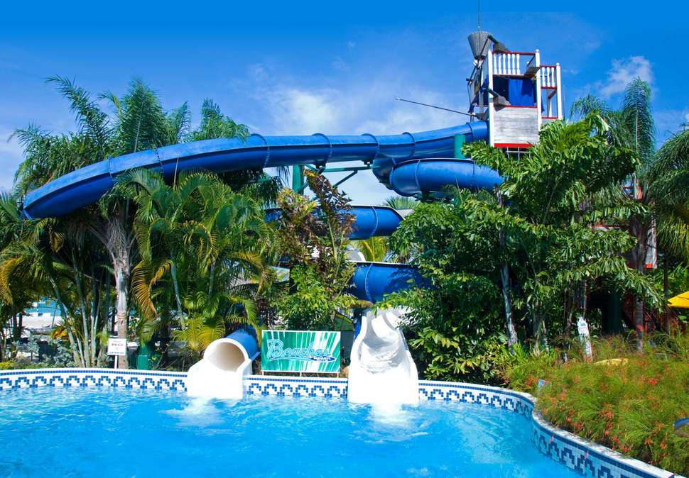 Ein Foto vom Pool im Beaches Negril Resort & Spa