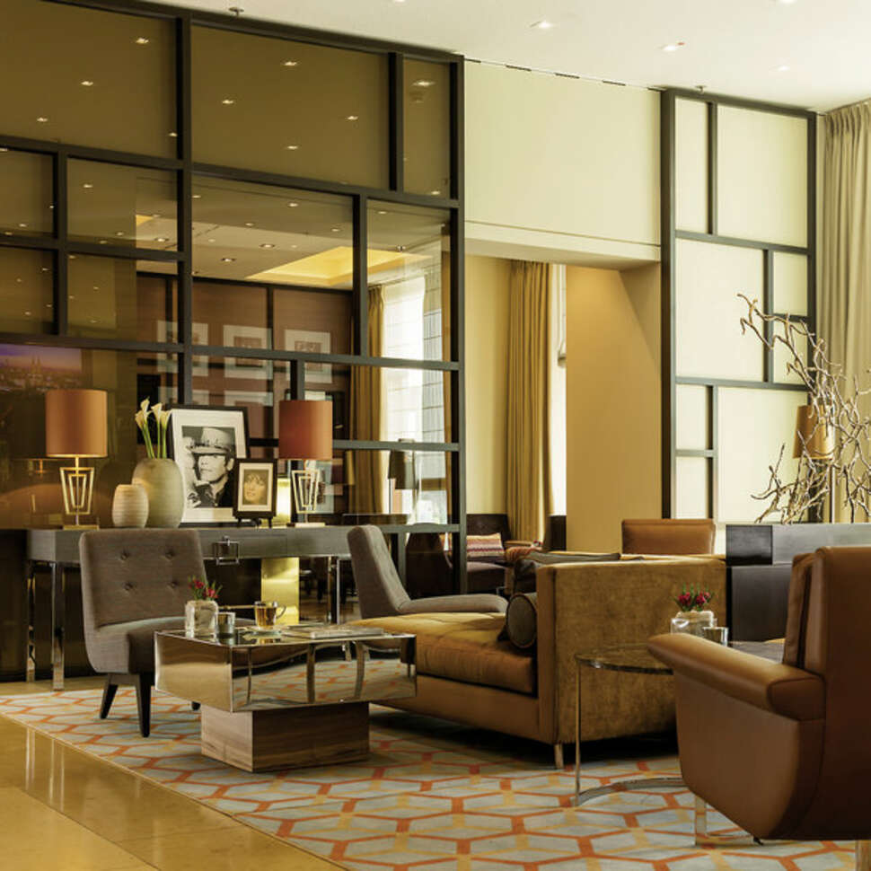 Een foto van het interieur van Ameron Köln Hotel Regent