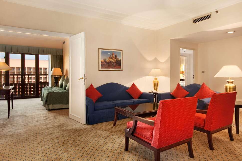 Ein Foto Hilton Cairo World Trade Center Residences