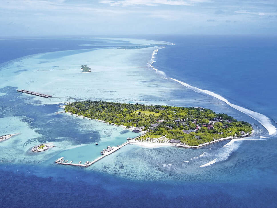 Een foto van de buitenkant van Adaaran Select Hudhuran Fushi