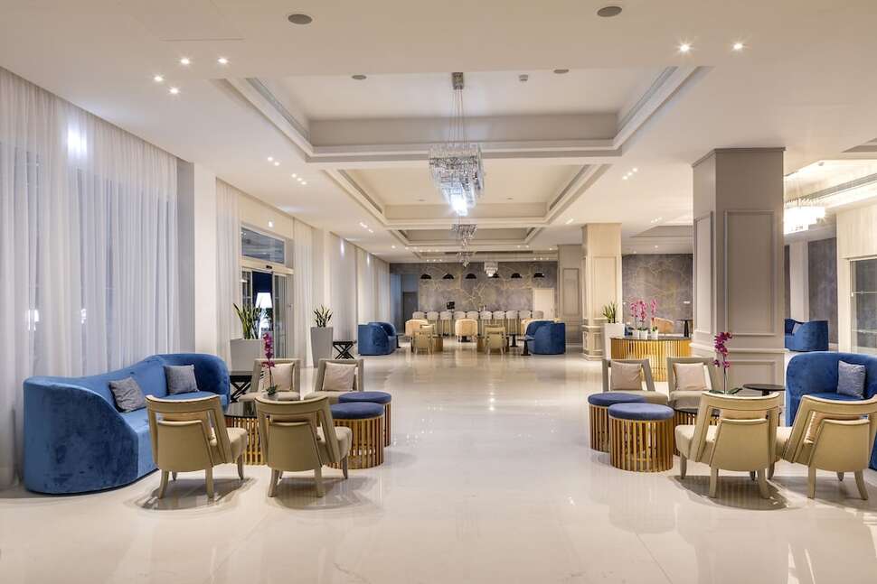 Een foto van de faciliteiten bij Constantinos The Great Beach